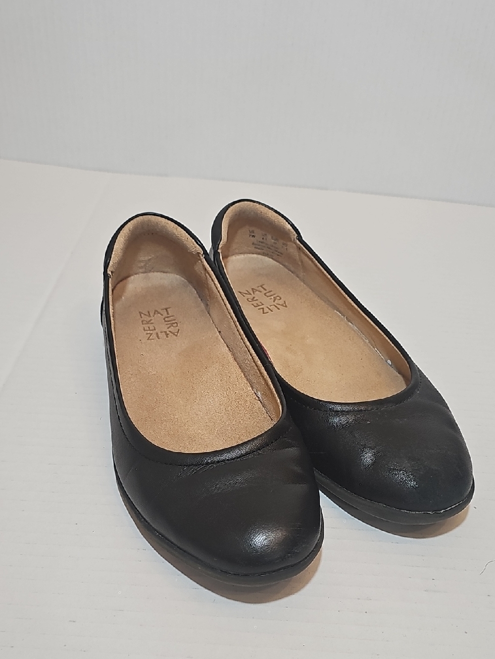 Naturalizer Black Leather Slip-On Ballet Flats